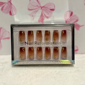 Nail‎ Reformation Ombre Gold Leaf Press On Nails Kit 32 Count Glue Included